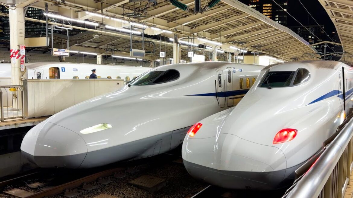 5 Hours Across Japan by Shinkansen Bullet Train: Endurance or Comfort? Hakata to Tokyo 5 Hours Across Japan by Shinkansen Bullet Train: Endurance or Comfort? Hakata to Tokyo
