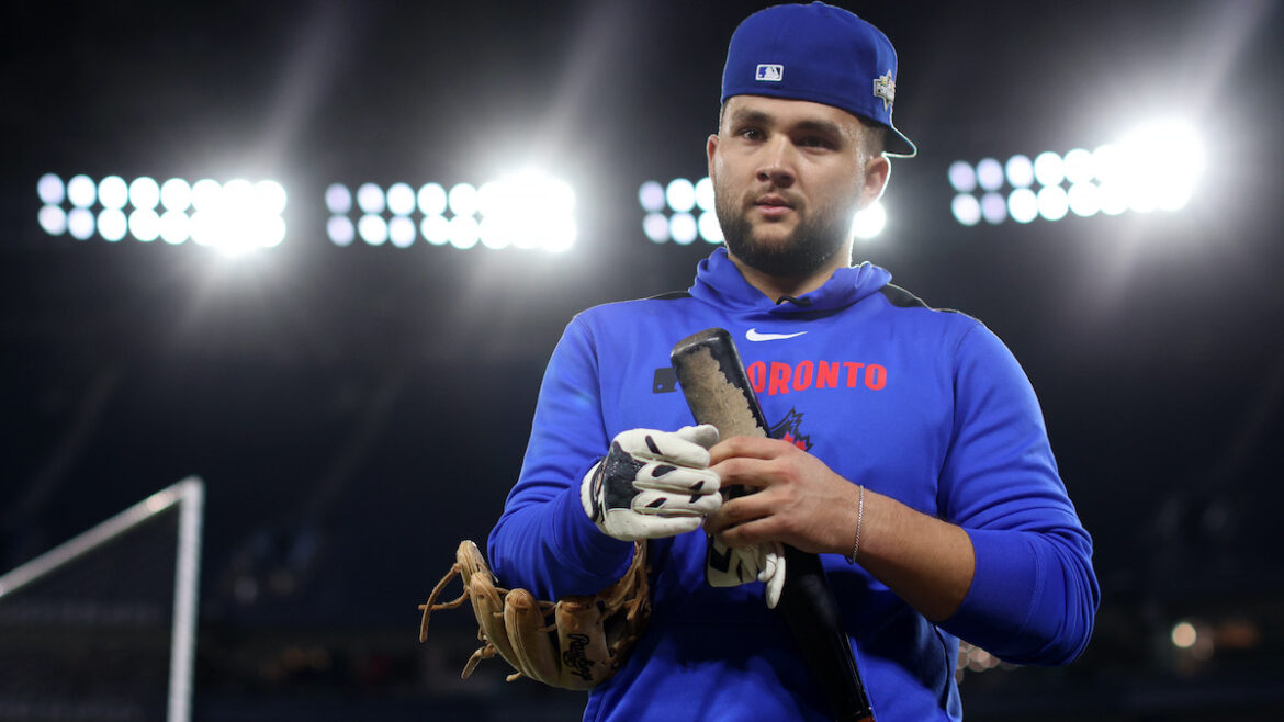 Blue Jays Lose Power-Hitting Bo Bichette Alternative to Japan