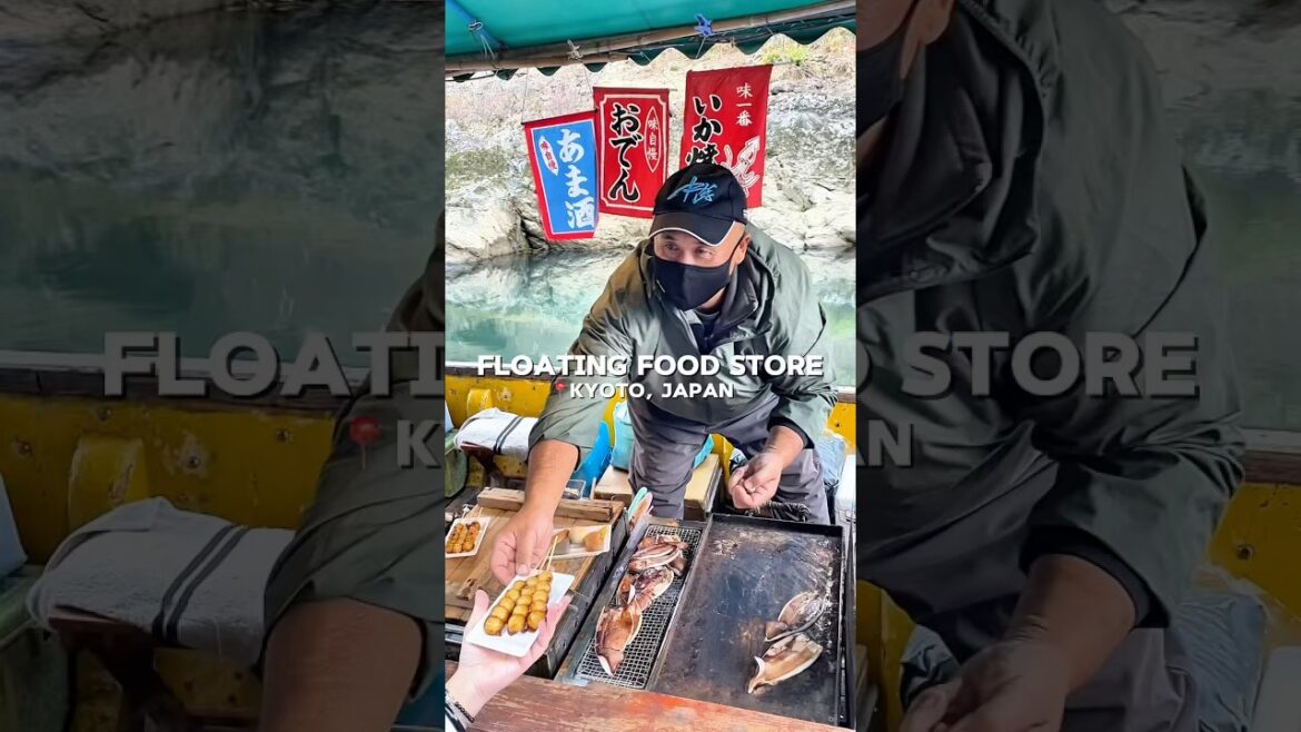 Yes, you can buy food while riding a river boat in Kyoto. 🇯🇵🚣🍡 #JapanTravel #Philippines #fypシ