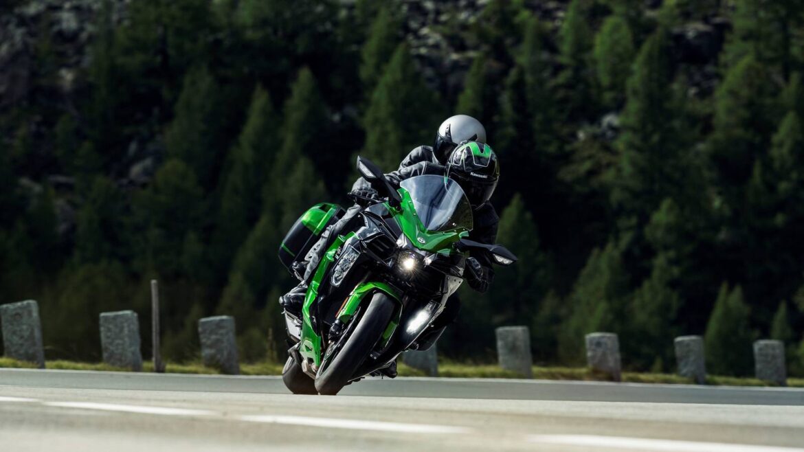 10 Most Practical Japanese Motorcycles That Still Look The Business 10 Most Practical Japanese Motorcycles That Still Look The Business