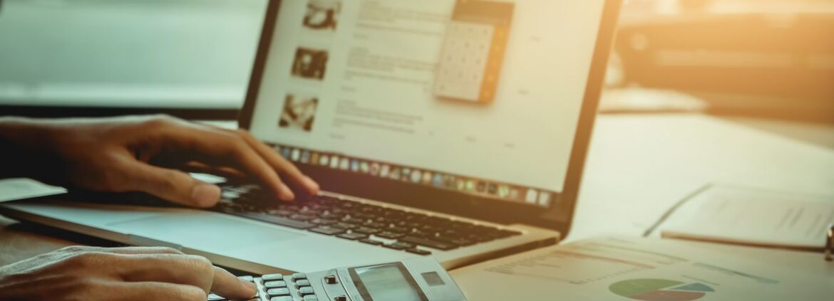 Assessing Tokyo Century (TSE:8439) Valuation After Strong One Year Shareholder Returns