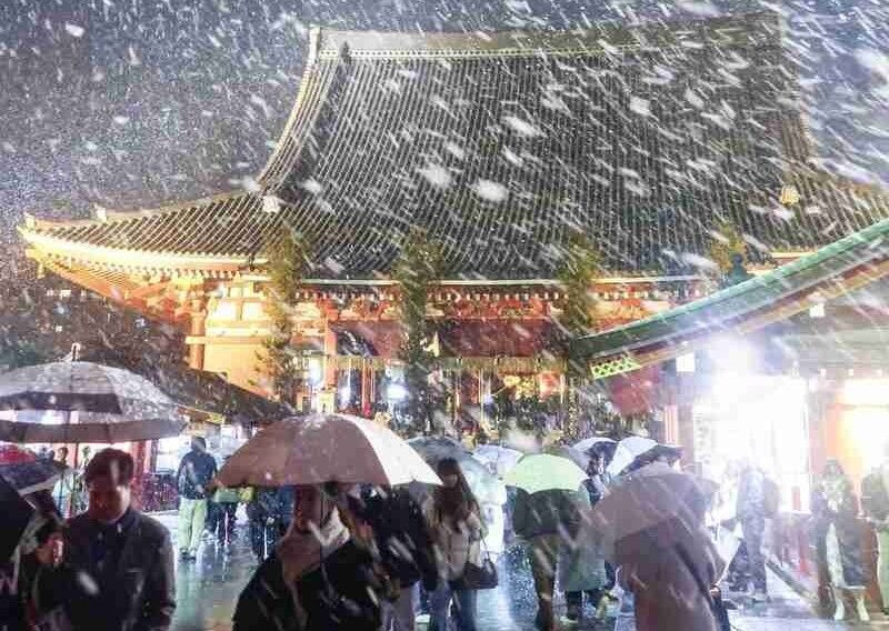 Tokyo, Yokohama observe first snowfall of season, one day earlier than average year Tokyo, Yokohama observe first snowfall of season, one day earlier than average year
