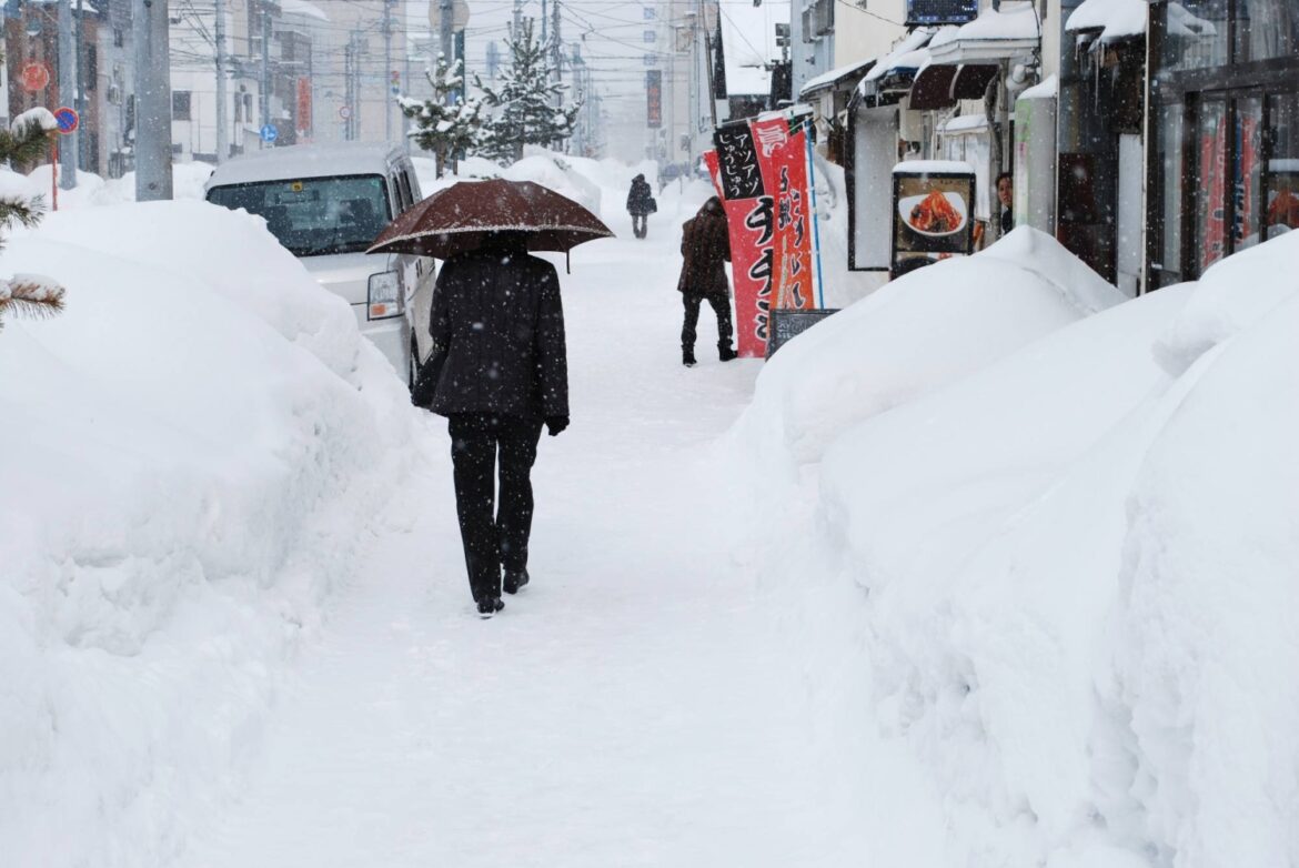 Sea of Japan side of Honshu likely to be hit by heavy snowfall