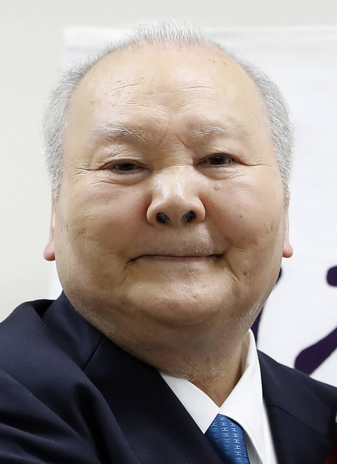 Former shogi master Hifumi Kato dies at 86
