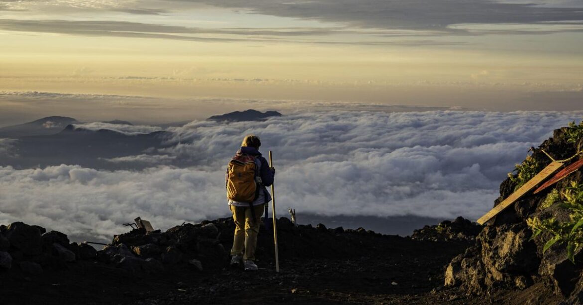 On Mount Fuji, summit udon is a lifesaver | World Lifestyle