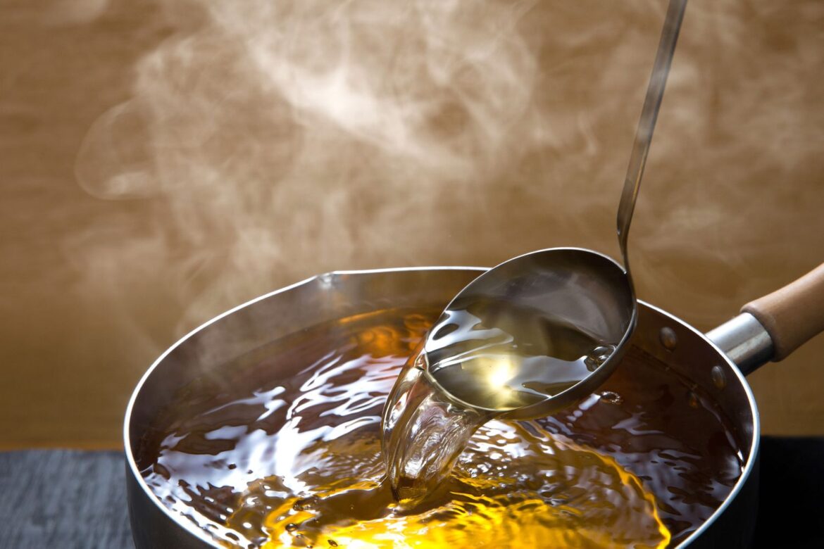 How to Use Dashi, the Powerhouse Japanese Ingredient How to Use Dashi, the Powerhouse Japanese Ingredient