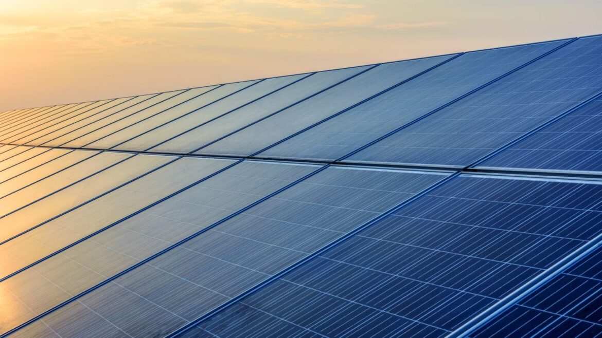 Tokyo Century, Downing launch UK solar JV targeting 500MW