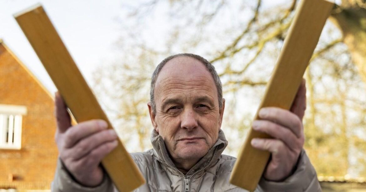 Sound of Tokyo brought to Oxford as area fights crime with wooden sticks | News UK