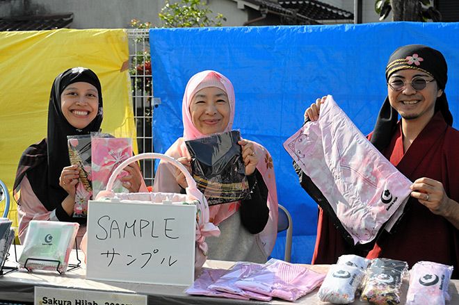 Sakura-themed hijabs push for understanding of Islam in Japan Photo/Illutration
