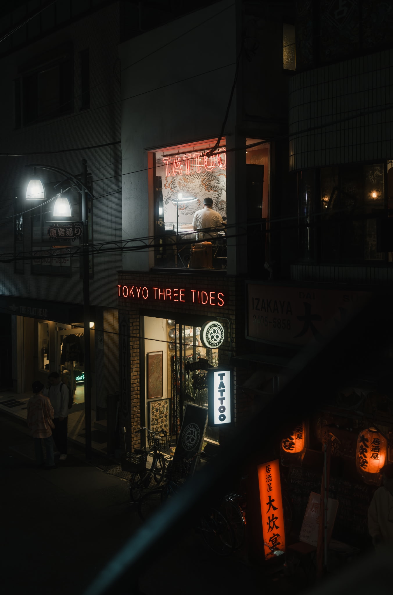 Dillon Forte @ Three Tides Tattoo Tokyo, photo by Diego Gamez