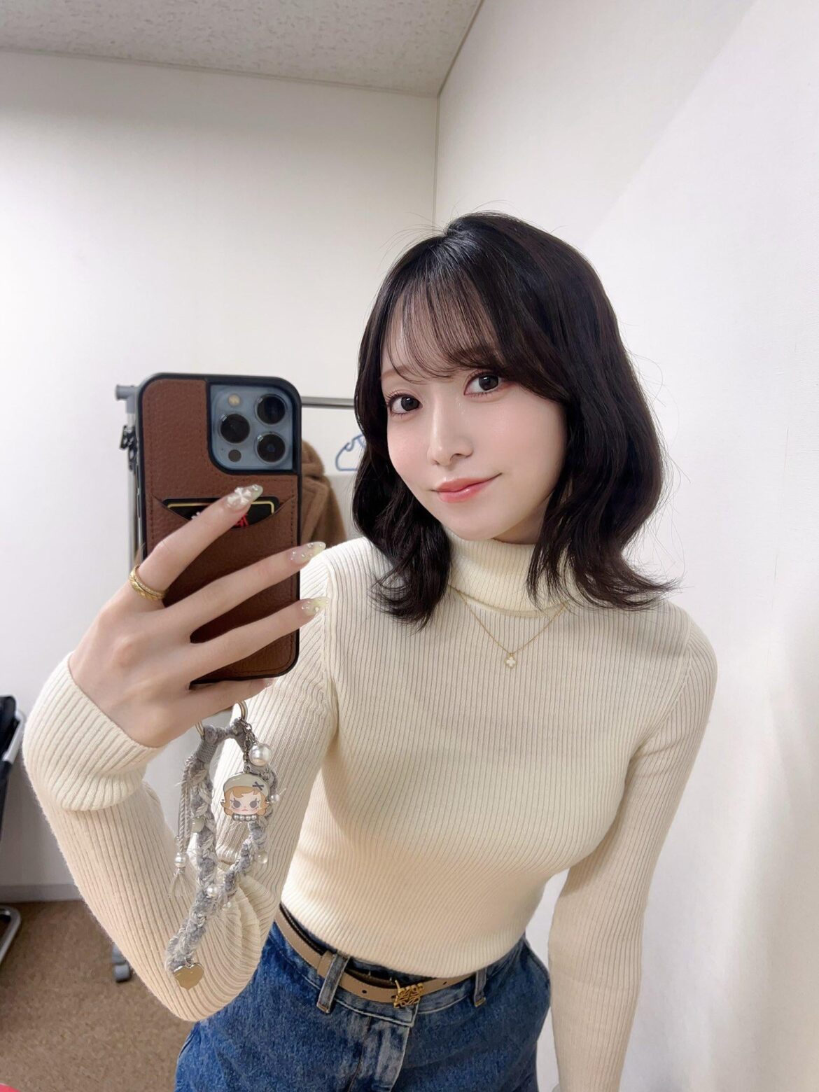 Ishitobi Erika is a Fan of Uniqlo Turtlenecks