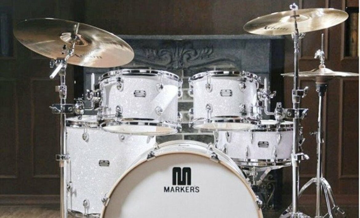 South Korea's Lee gifted PM Takaichi drum set during Japan visit