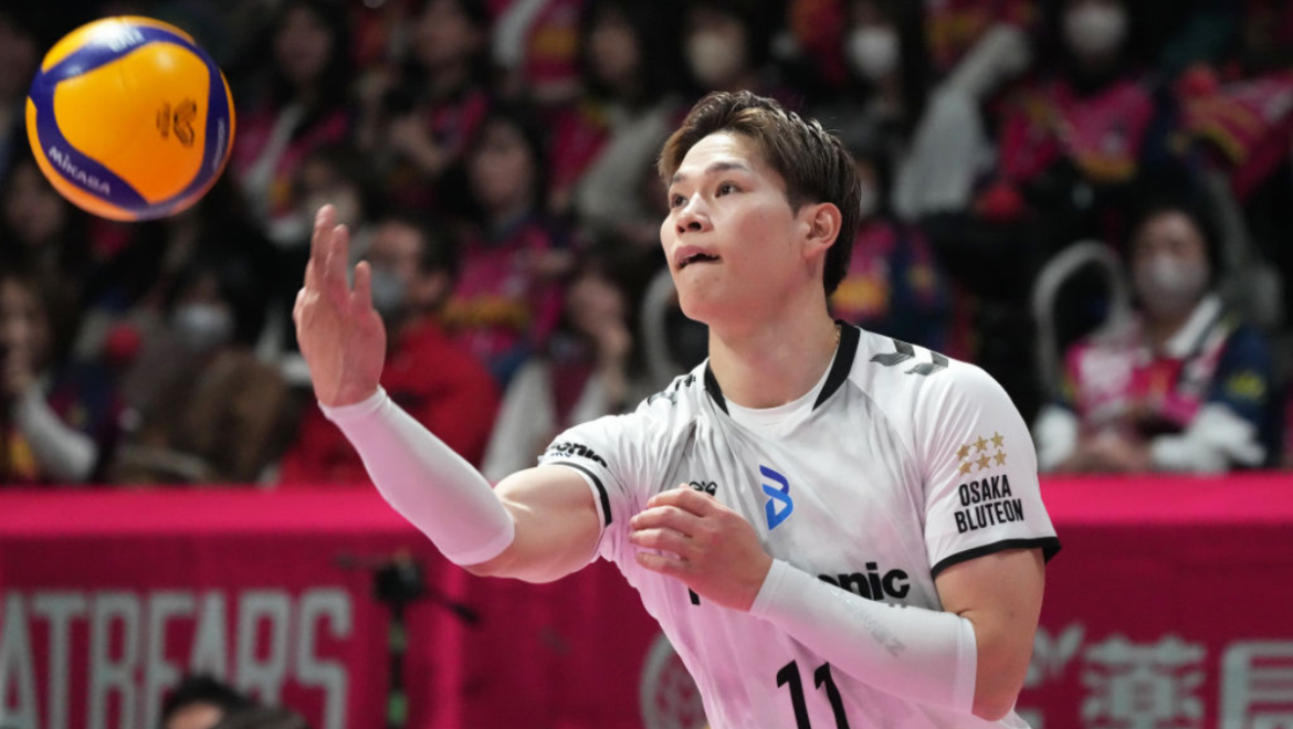 Japanese Volleyball Player Goes Viral For Sincerest Apology You'll Ever See