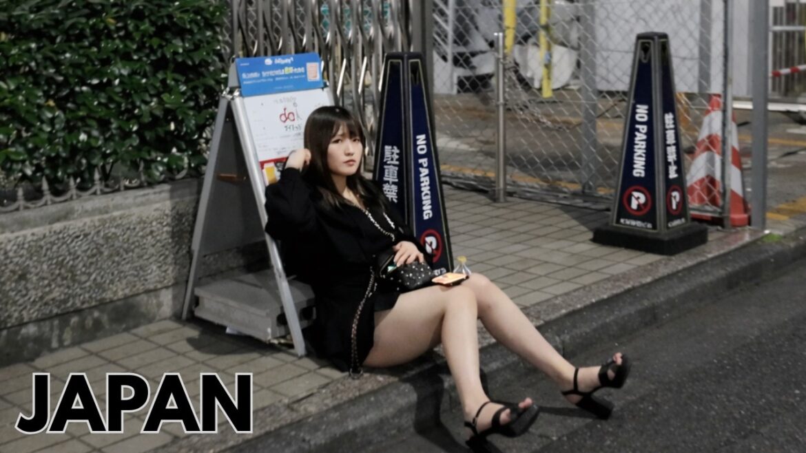Tokyo’s Red Light District 🇯🇵 | Nightlife in Shinjuku Kabukicho After Midnight