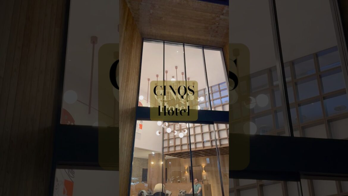 Dormir en el corazón de Osaka: en el hotel CINQS Namba 💤✨