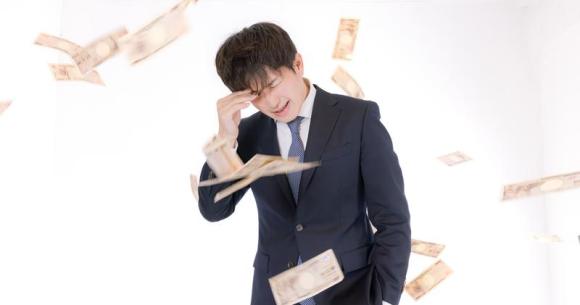 Burning through cash just to throw things away tops list of headaches when moving house in Japan Burning through cash just to throw things away tops list of headaches when moving house in Japan