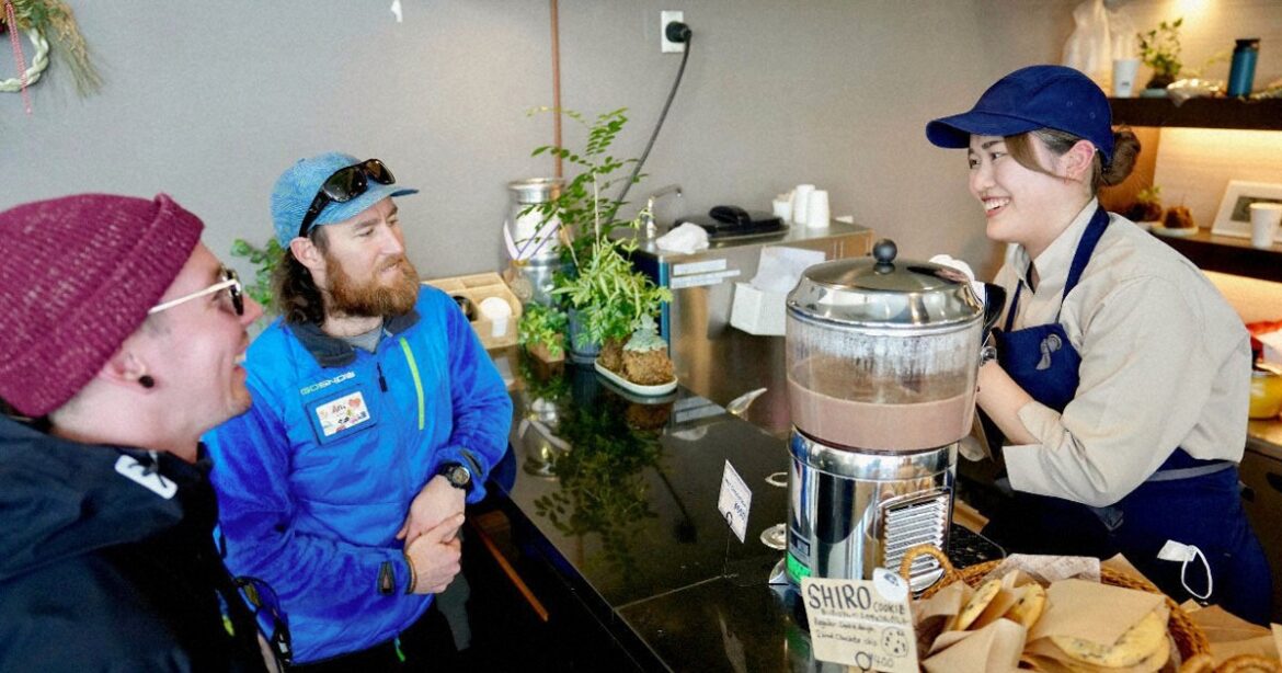 Internship in English-speaking Niseko provides immersive ‘study abroad’ Internship in English-speaking Niseko provides immersive 'study abroad'