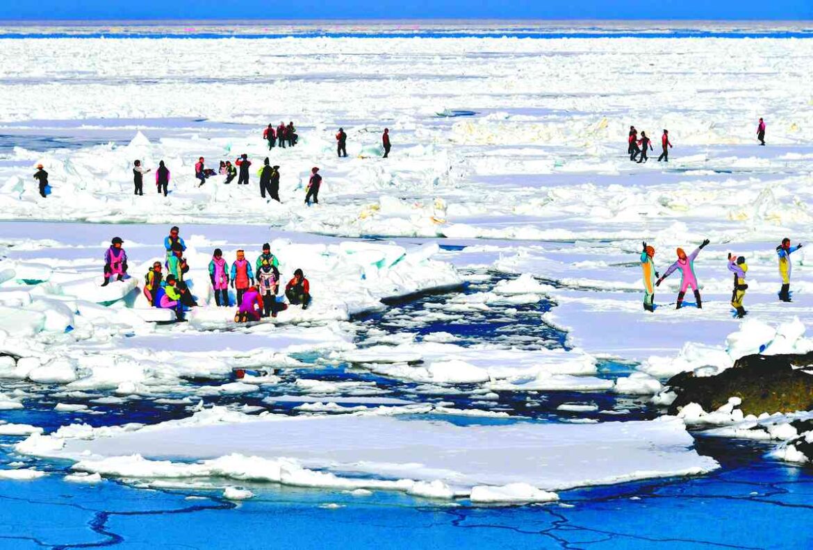 Hokkaido’s Shiretoko Peninsula Offers Unique Drift Ice Walking Tour