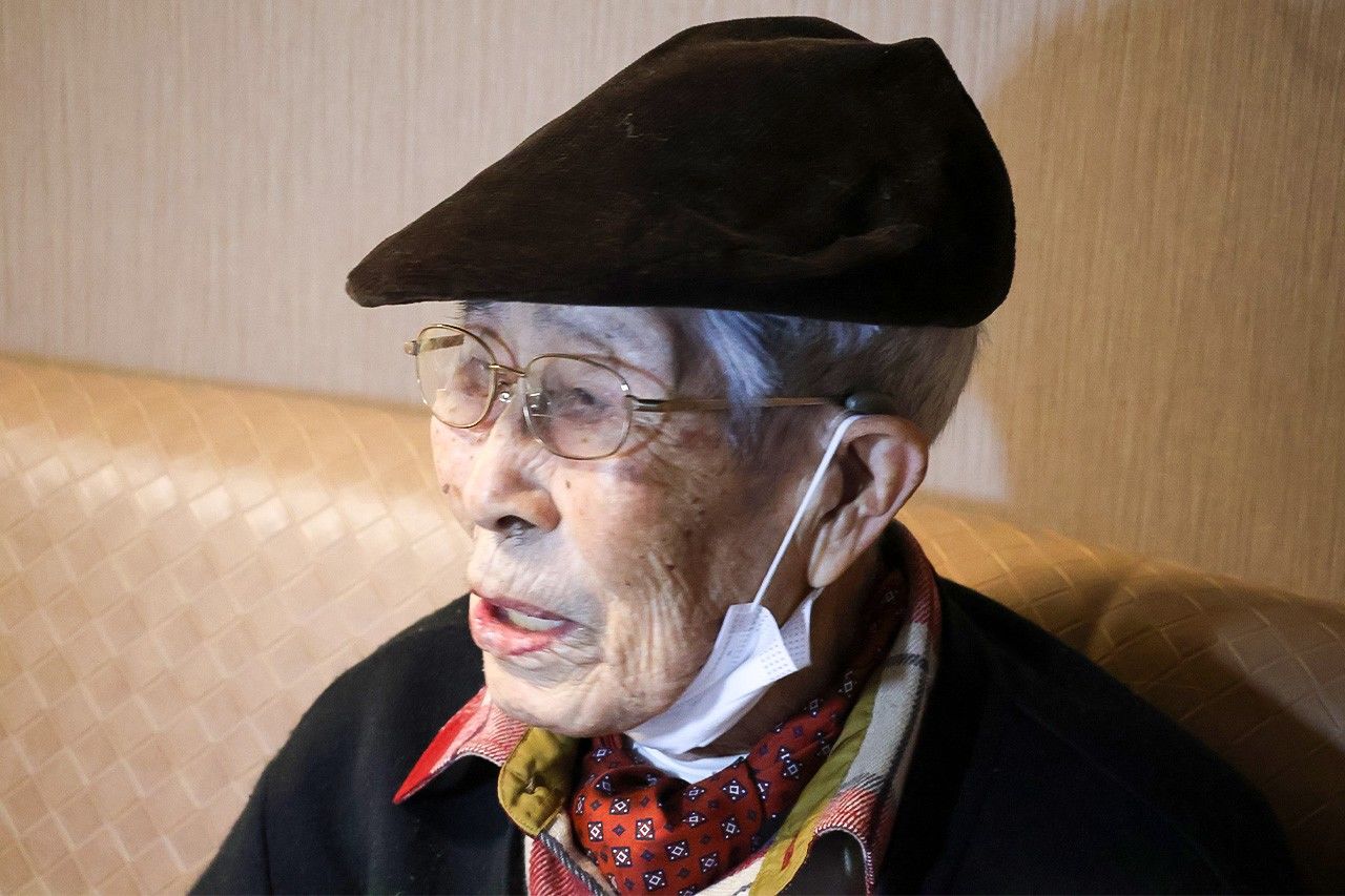 Hishiya Ryōichi. (© Mochida Jōji)