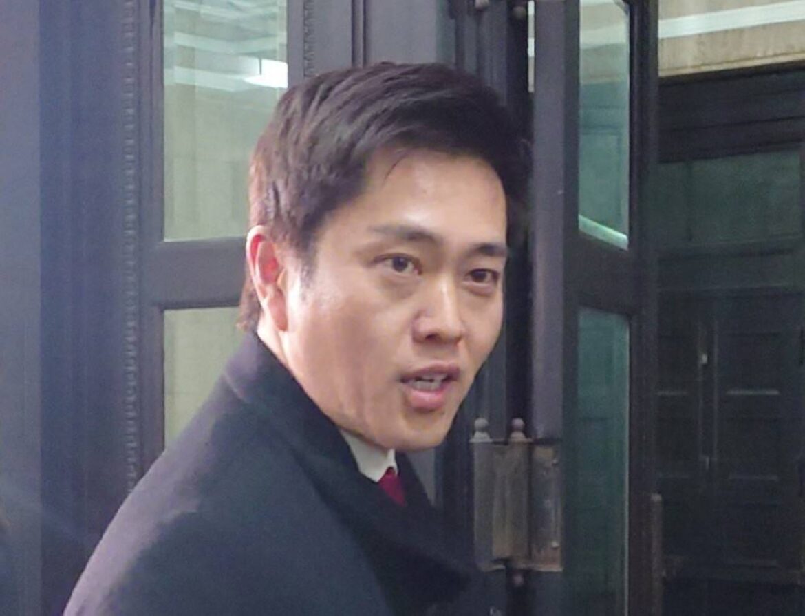 JIP head Hirofumi Yoshimura refers to possible return to national politics