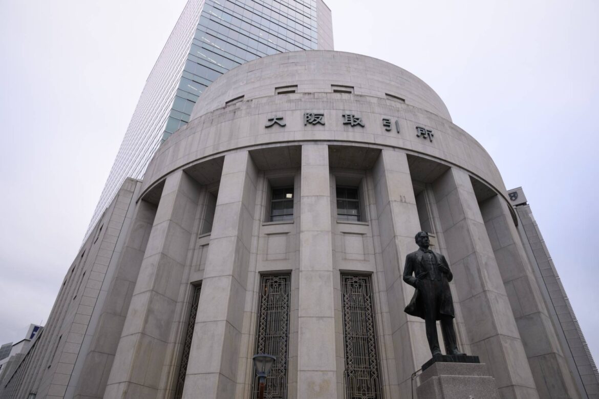 Tencent-backed broker aims to expand in Japan’s options market