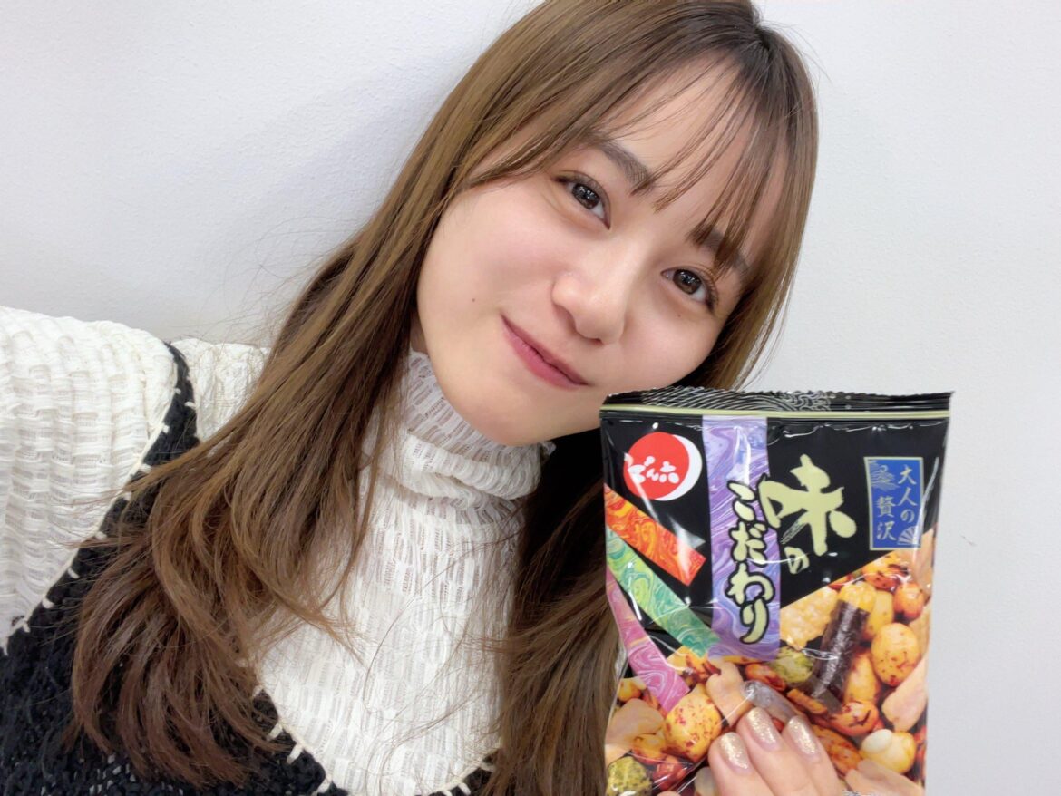 Itou Miku from Her Fan Club Stream