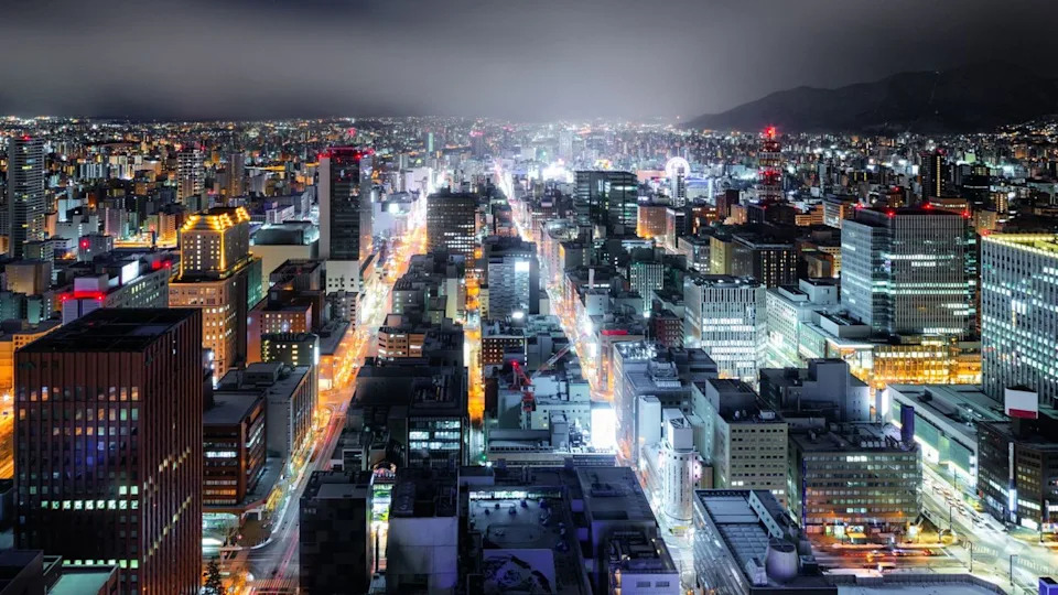  Sapporo at night. 