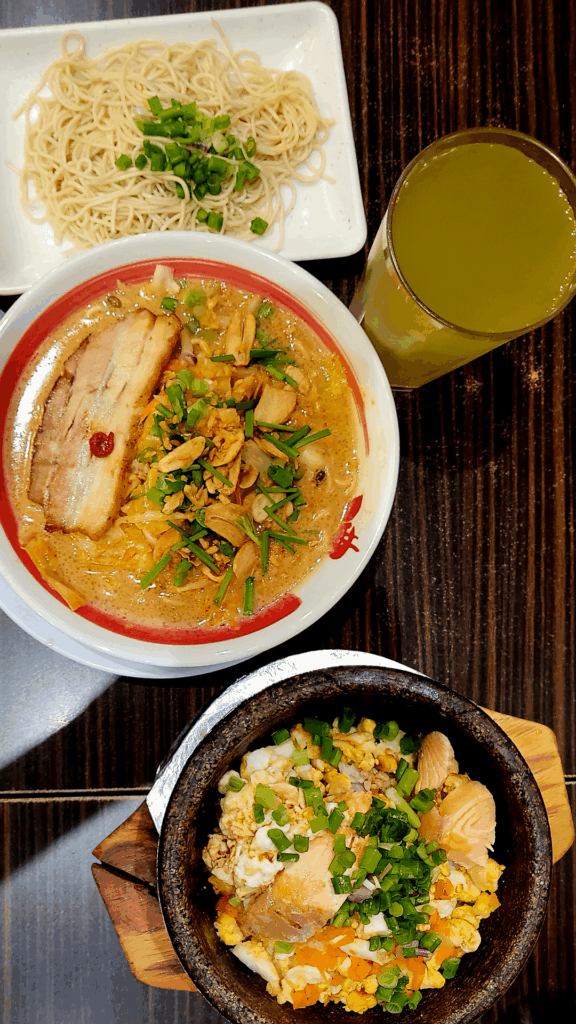 I ate Pork Kara-Tama-Uma (Spicy Egg Ramen), Salmon Ishiyaki-Chaofan (Grilled-Fried Rice) and Matcha at Bari Uma Ramen in Kuala Lumpur, Malaysia 🇲🇾