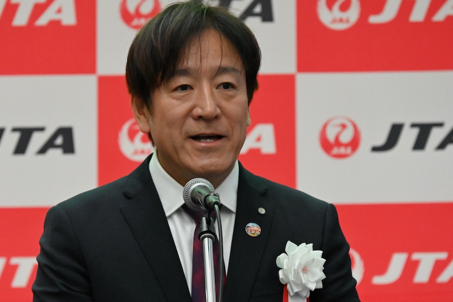Japan Transocean Air President Nozomi Noguchi speaking at Naha Airport ceremony