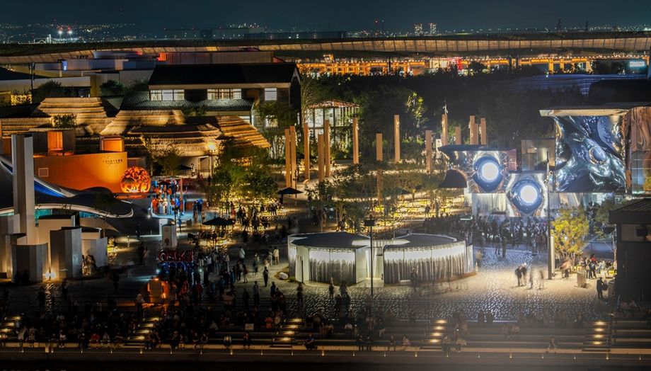 At the roving exhibition, visitors can virtually enter Expo pavilions through 360-degree footage of the mega event. At the roving exhibition, visitors can virtually enter Expo pavilions through 360-degree footage of the mega event.