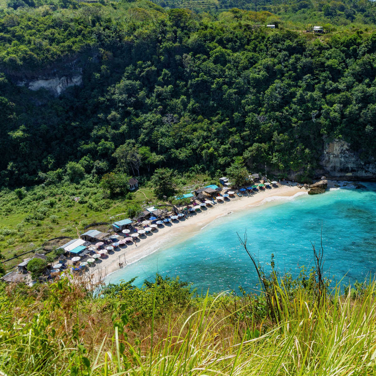 Hidden beach in Nusa Penida, Indonesia