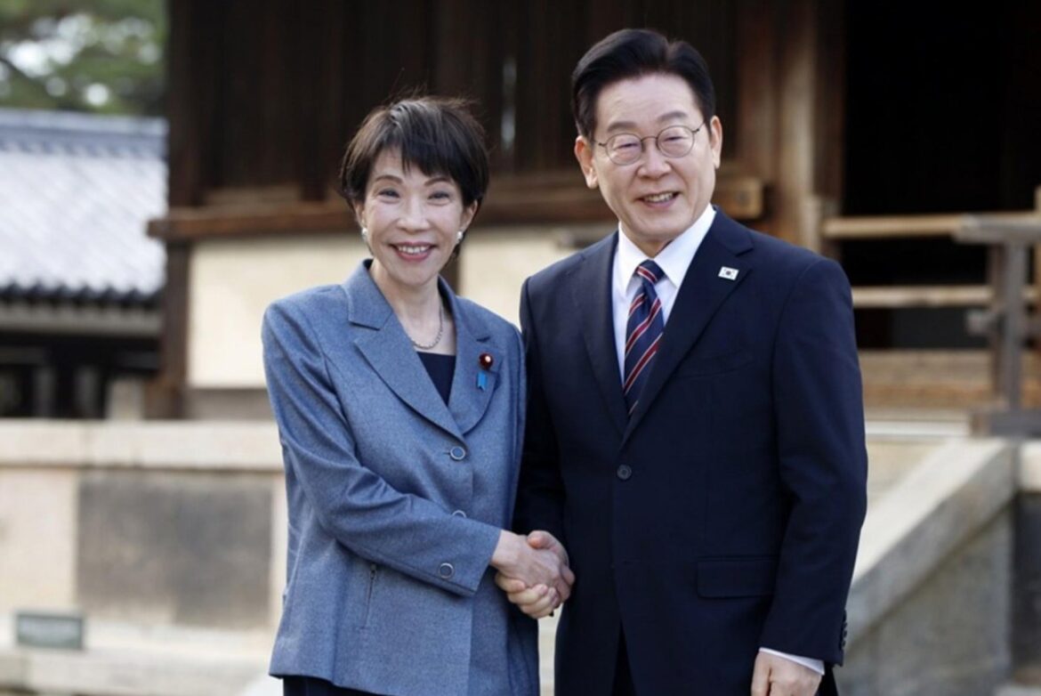 Omotenashi Barefoot Hospitality: A new paradigm for Korea-Japan relations Omotenashi Barefoot Hospitality: A new paradigm for Korea-Japan relations