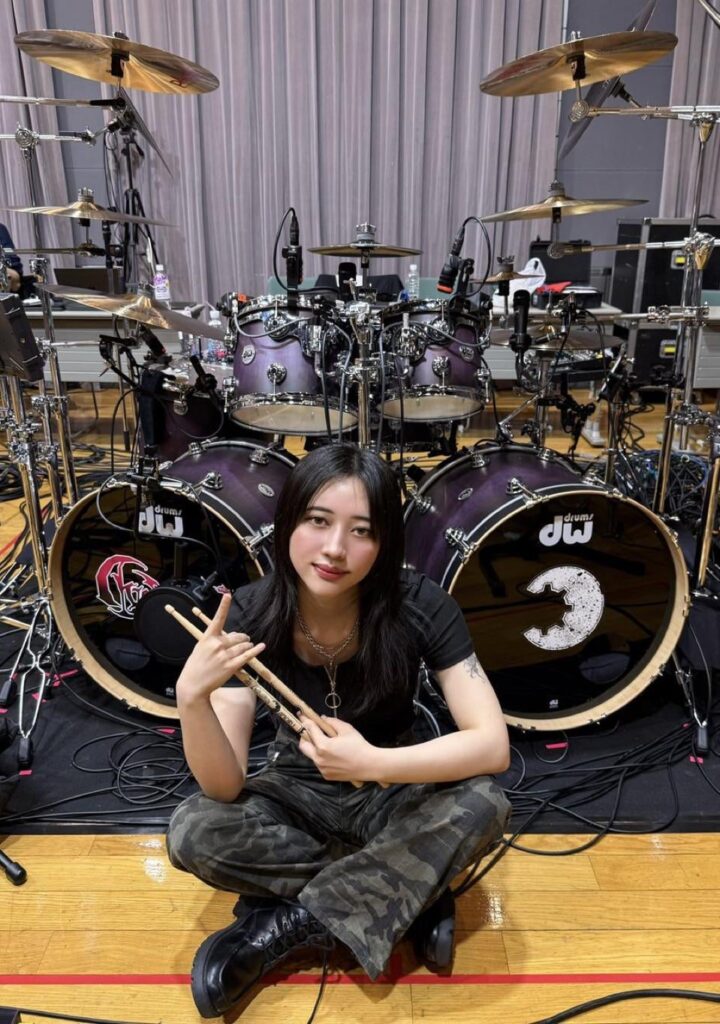 yonezawa akane: i’ll beat you 🥁💥
