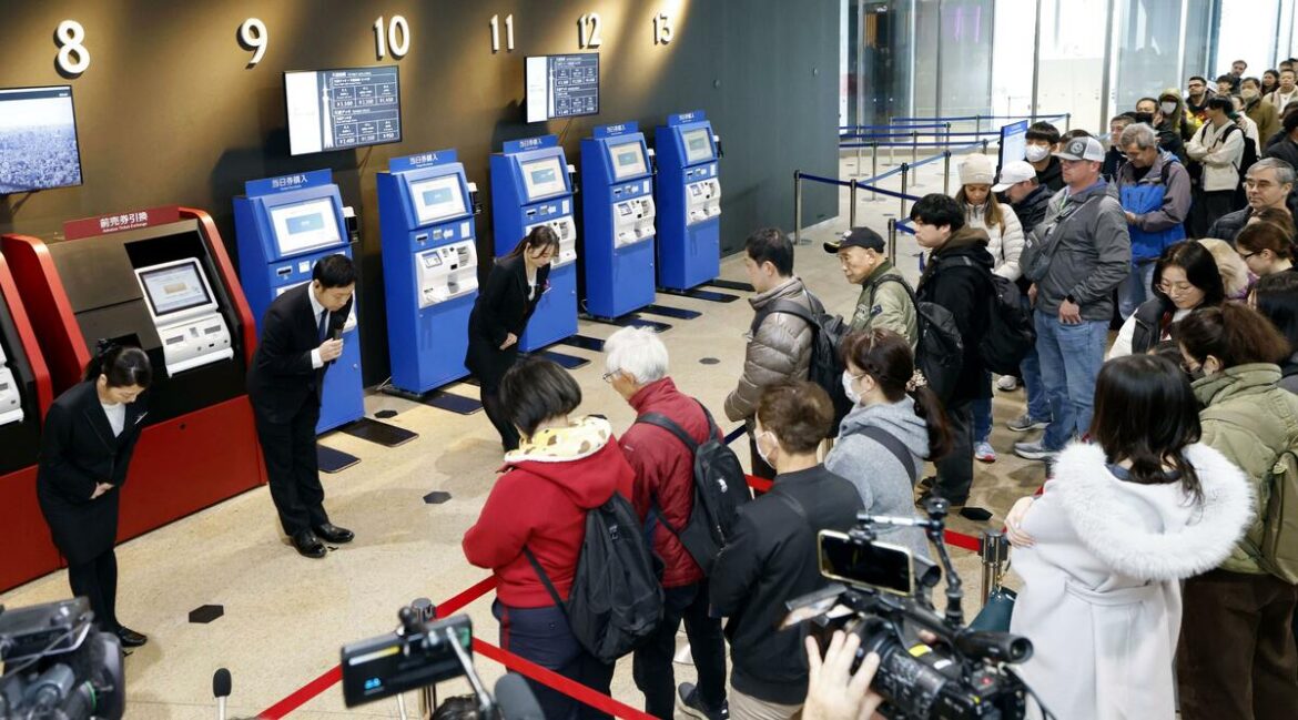Tokyo Skytree tower's operations resume after elevator trouble