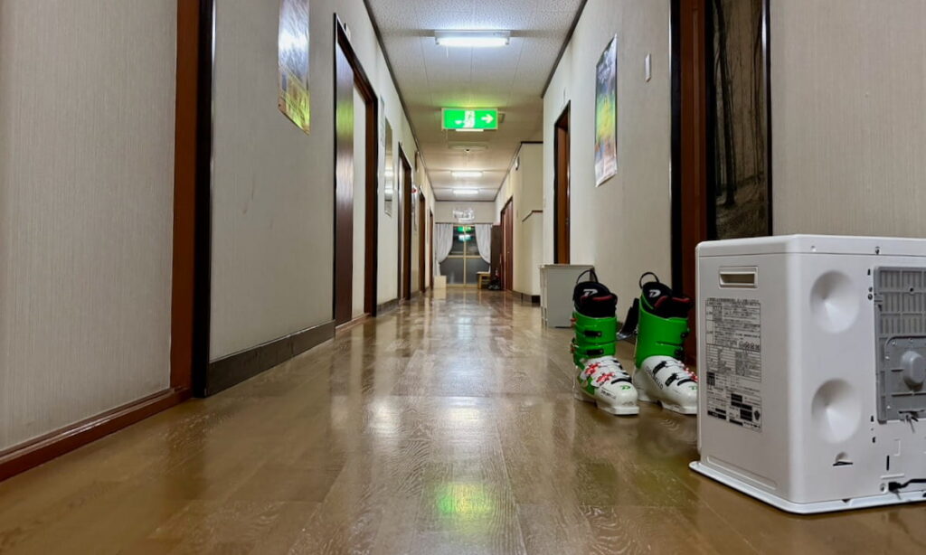 Looking down the hallway at night. Image: Eliot Cochrane