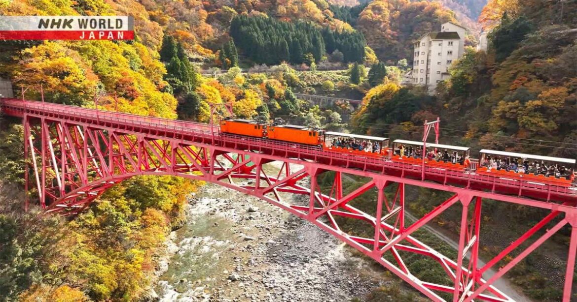 The Kurobe River in Toyama - Train Cruise