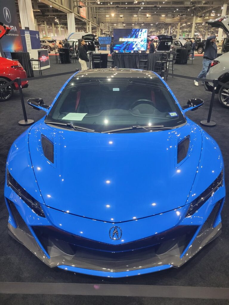 The Acura NSX (from the Houston Auto Show). Some may deny it, but I personally love it! 🇯🇵