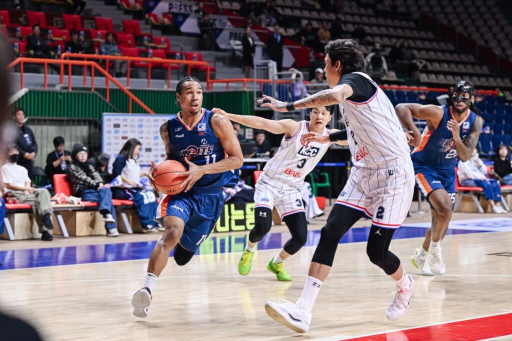 Meralco Bolts fall to Ryukyu, miss EASL Playoffs