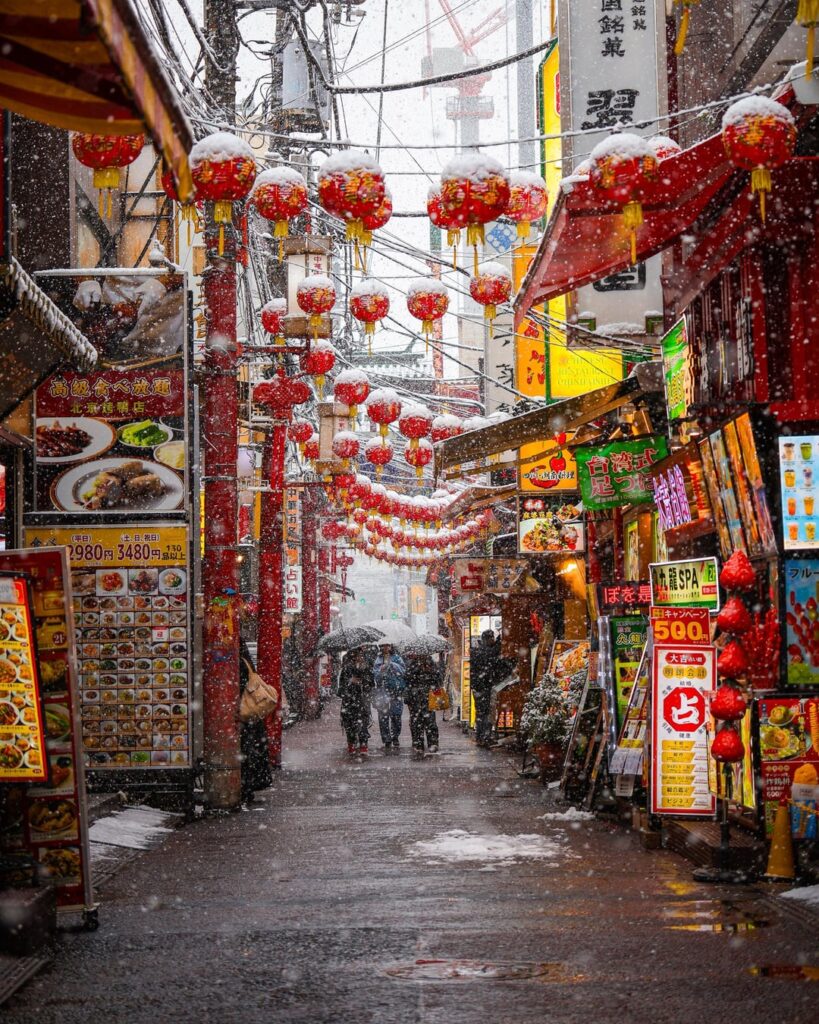 Snow day in Chinatown, Yokohama