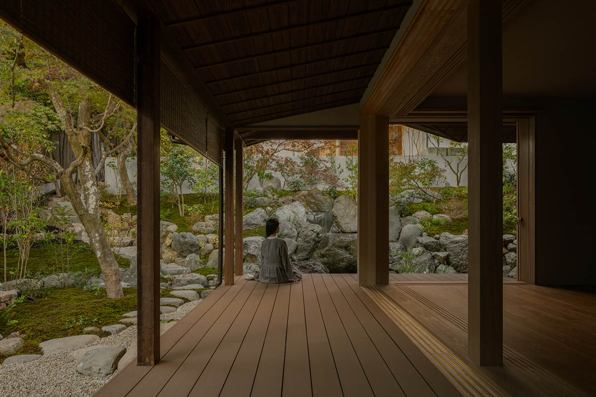 kooo architects completes the renovation of a sukiya-style residence in Kyoto, Japan