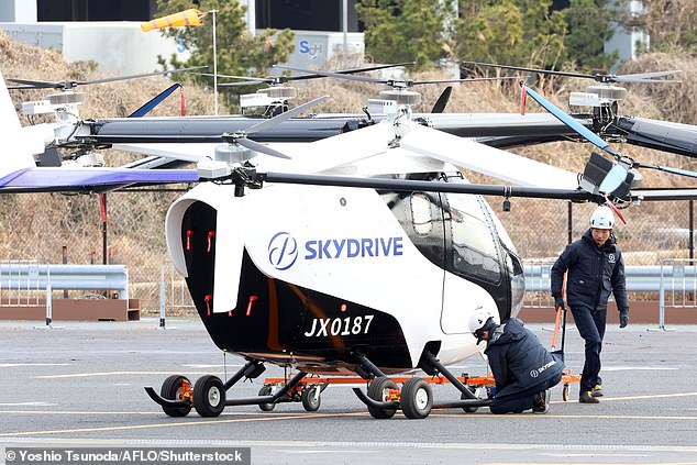 The SD-50 can carry up to 1,400kg and SkyDrive plans to launch an airborne taxi company in 2028