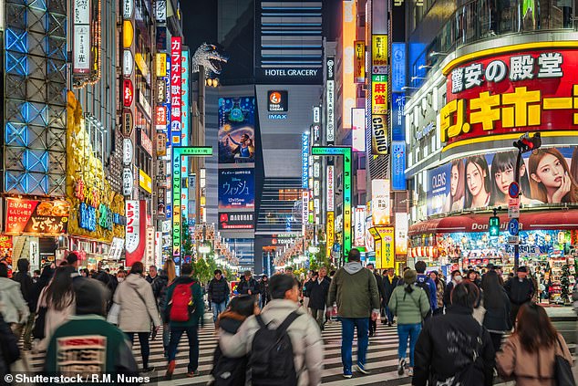 There are ways to visit Japan's cities without spending an absolute fortune