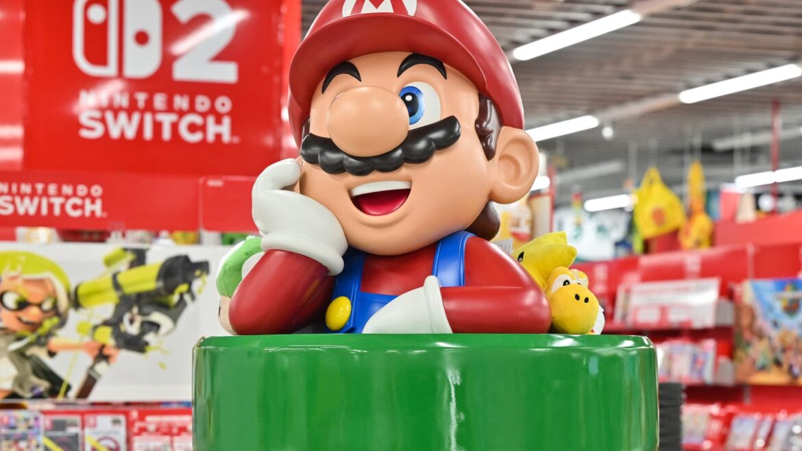 Nintendo plans around $1.9 billion share sale by Kyoto bank and others, sources say: Reuters Nintendo plans around $1.9 billion share sale by Kyoto bank and others, sources say: Reuters