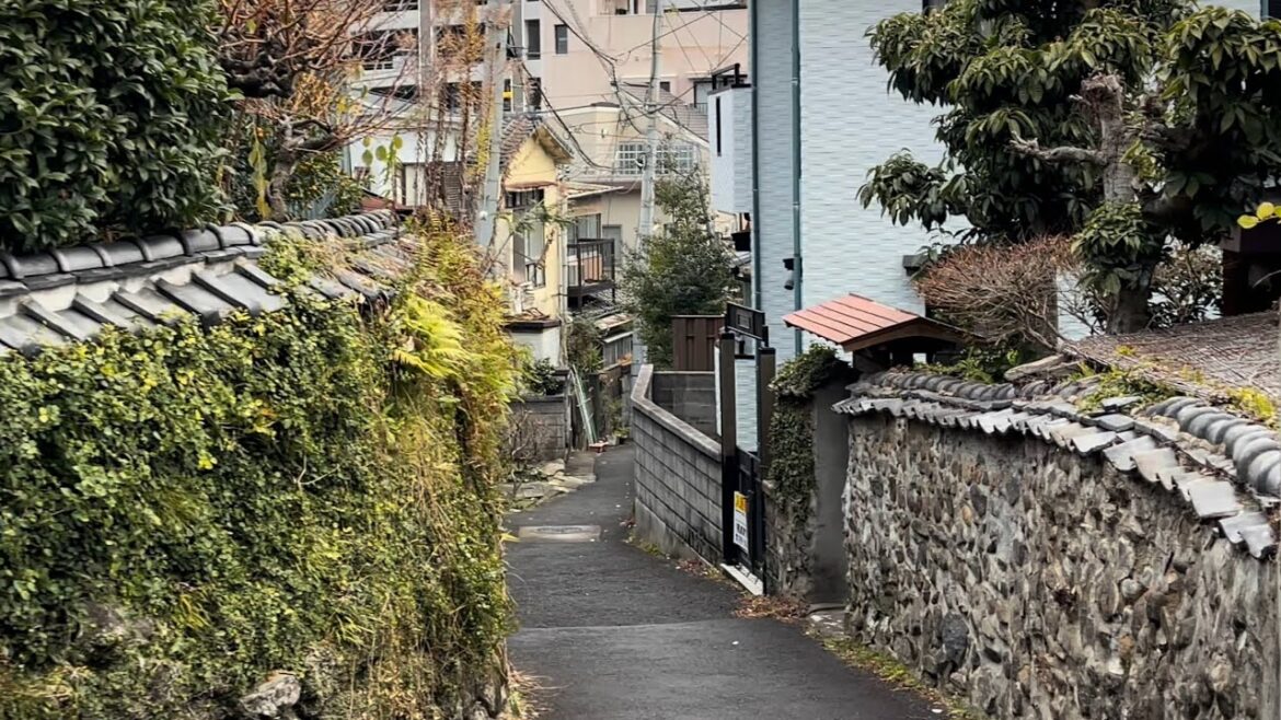 Nagasaki Teramachi walk, Japan [4K HDR]