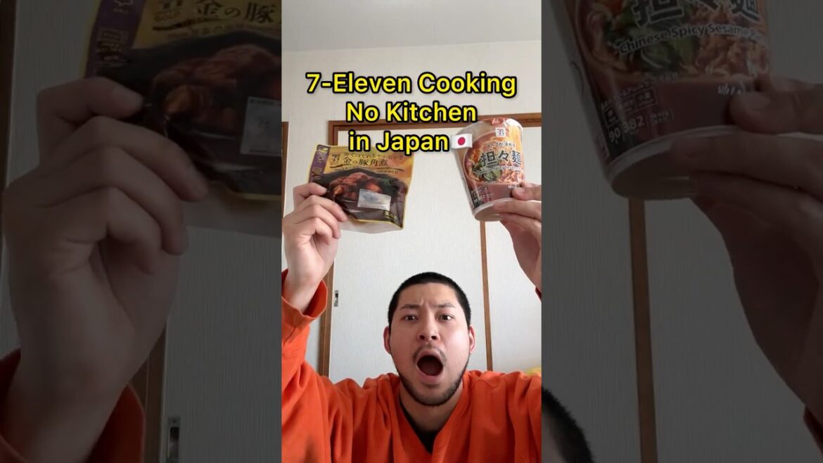 7-Eleven Cooking with No Kitchen in Japan🇯🇵 #japanesefood #japantravel