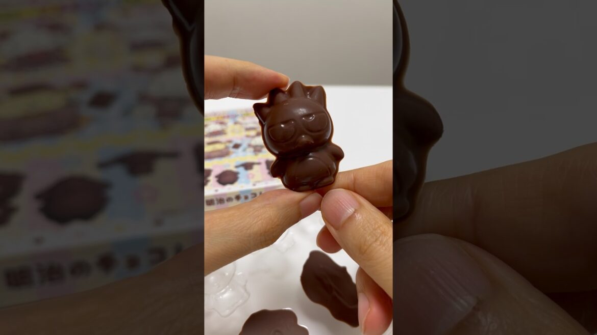 🍫DIY Sanrio Characters Chocolate Badtz-Maru #shorts 🍫DIY Sanrio Characters Chocolate Badtz-Maru #shorts