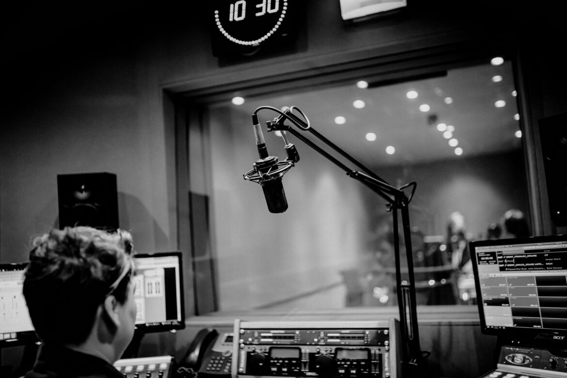 Mark Carney in Tokyo and the latest from the Gulf and the Balkans fallback radio image