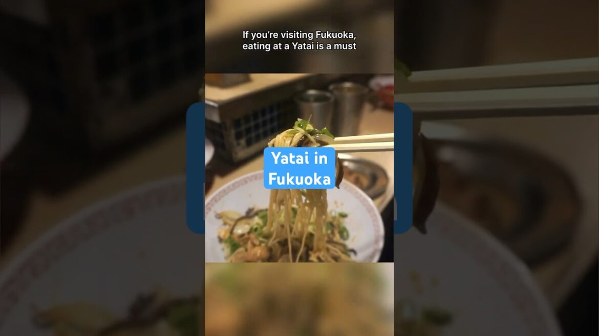 Fukuoka Street Food 🍜 Eating at a Nakasu Yatai