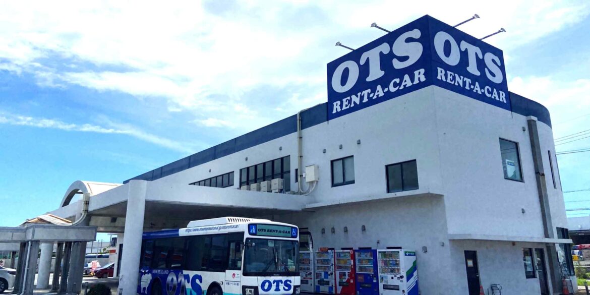 Rental car-medical insurance deal lures foreign tourists in Okinawa