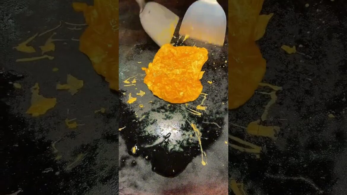 ✅Boss-Level Skill. Only in Japan🇯🇵 #japan #japanesefood #japanesestreetfood #shorts #omelette